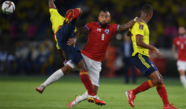 Colombia gana 3-1 a Chile y aprieta pelea por clasificación a Qatar-2022