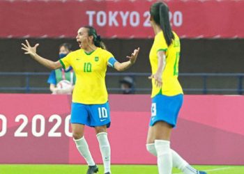 ‘Eres mucho más que una futbolista’, celebra Pelé actuación de Marta en Tokio-2020