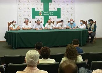 Cívicos cruceños se suman al paro de gremiales y exigen que el gobierno de Arce ‘escuche’
