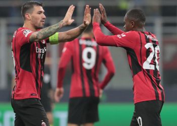 El Milan logra ante el Oporto su primer punto en la Liga de Campeones