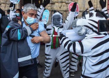 Alcaldía movilizará 2.000 personas para aplicar 20.000 vacunas este domingo