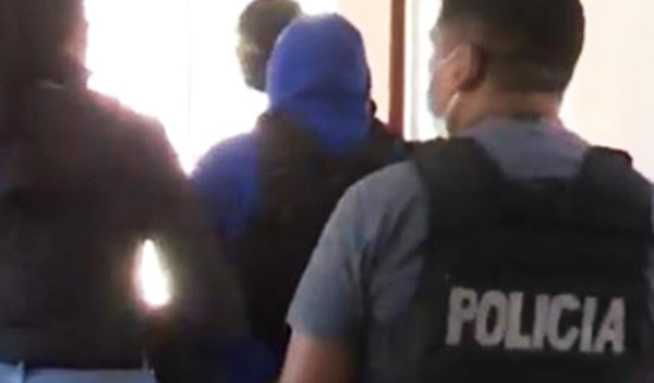 Procesan a 306 policías por violencia contra la mujer