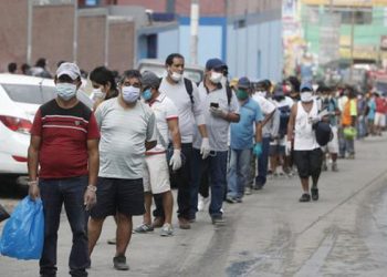 Pobreza sube 10 puntos en Perú por la pandemia y alcanza al 30% de la población