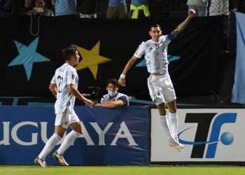 Argentina derrota 1-0 a Uruguay en Montevideo por la eliminatoria sudamericana