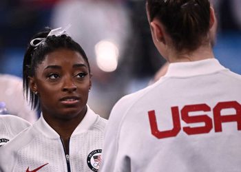 Biles renuncia a concurso general de gimnasia y se mantiene en duda para el resto de los Juegos