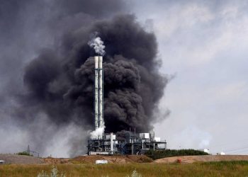 Un muerto y cuatro desaparecidos en explosión de planta de tratamiento de residuos en Alemania