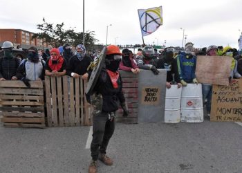 Nuevo llamado a protestas en Colombia tras fallido diálogo de Duque y manifestantes