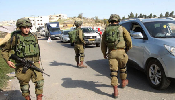 Soldados israelíes entran a la Franja de Gaza