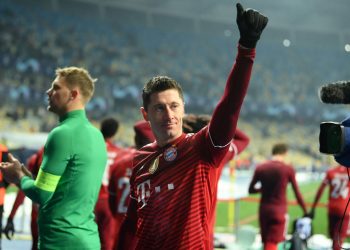 Bayern Múnich gana 2-1 en Kiev y mantiene el pleno de victorias en la Liga de Campeones