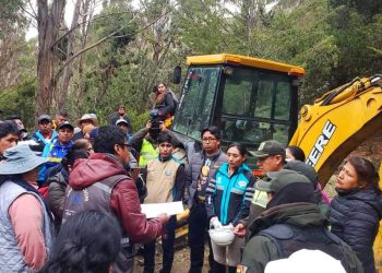 Funcionarios municipales y vecinos intervienen avasallamientos