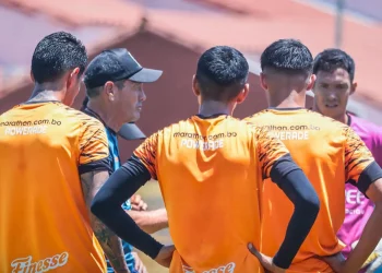 Sin Vadalá, Romero, Abisab y Enoumba, Blooming espera a Bolívar