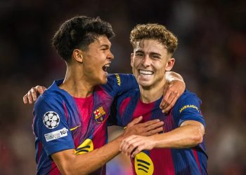 El Barcelona golea 6-1 al Olympiakos con un hat-trick de Fermín