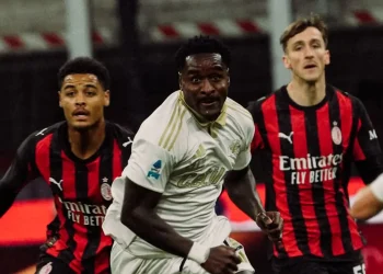 AC Milan empata 2-2 con Pisa y podría perder el liderato