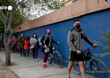 Chile concluye una histórica elección para buscar más equidad con una nueva Constitución
