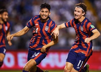 EEUU vence 2-0 a Jamaica en eliminatoria mundialista con doblete del joven Pepi