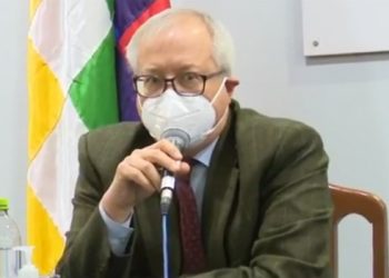 Rusia dice que hay avances para la producción en Bolivia de la vacuna Sputnik Light