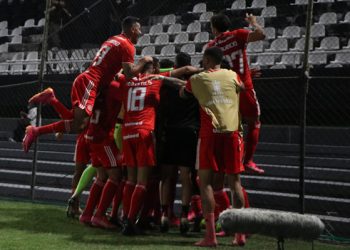 Inter de Brasil vence 1-0 al Olimpia en el apretado Grupo B de Libertadores