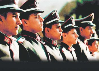 Tres pasos al frente