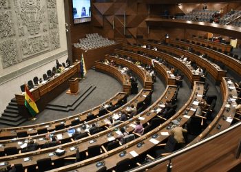 Legislativo se reúne para anular decreto de amnistía y cumplir recomendación del GIEI