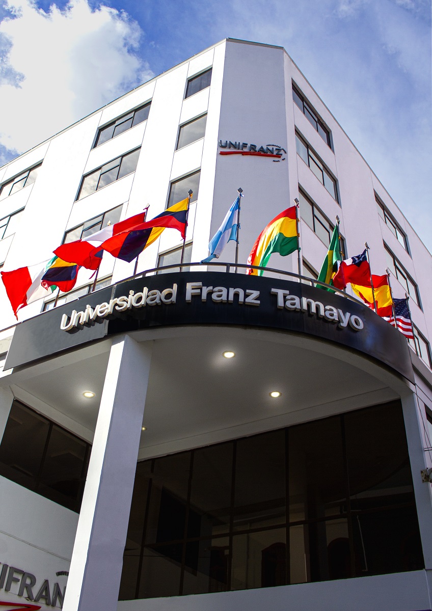 UNIFRANZ, la única universidad en Bolivia con menciones de especialización
