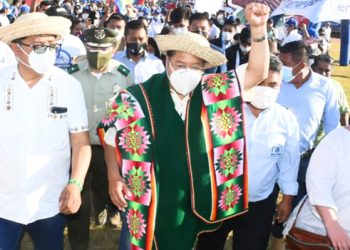 Arce advierte que la política de tierras es de exclusiva competencia del Gobierno