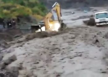 Encuentran tres cuerpos sin vida de los seis desaparecidos por riada en región aurífera de La Paz