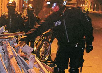 El encendido de fogatas será multado con Bs 1.185 en La Paz, habilitan 16 líneas WhatsApp para denuncias