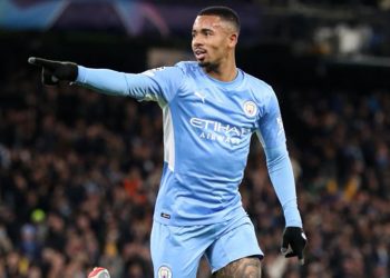 City gana 2-1 al París SG, los dos equipos a octavos de Liga de Campeones