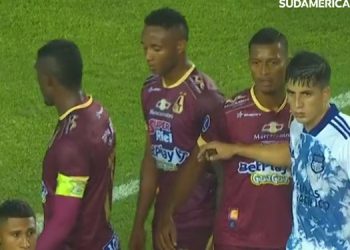 Emelec se despega en liderato del Grupo G de Sudamericana a costa del Tolima