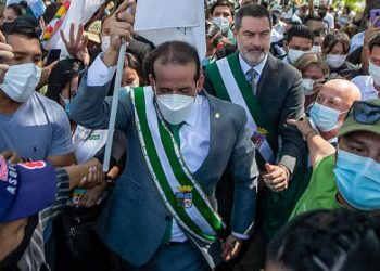 Camacho justifica desplante a Choquehuanca y dice: ‘vamos a terminar lo que empezamos’