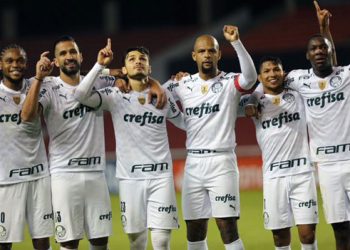 Palmeiras firma el pase a octavos de Libertadores a ritmo perfecto en Quito