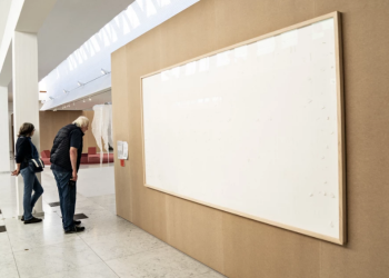 Un artista danés debía exponer $us 81.000, pero se queda el dinero