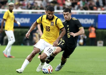 México y Ecuador empatan 1-1 en partido de preparación