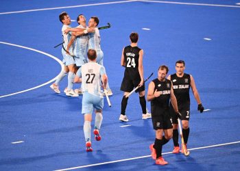 Leones argentinos golean 4-1 a Nueva Zelanda, pasan a cuartos y evitan a Bélgica
