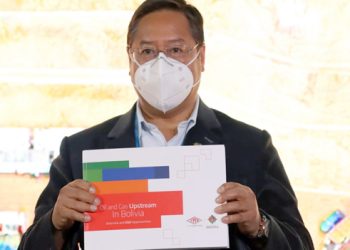 Arce destaca plan para atraer inversiones en hidrocarburos y asegura que hay interés por gas