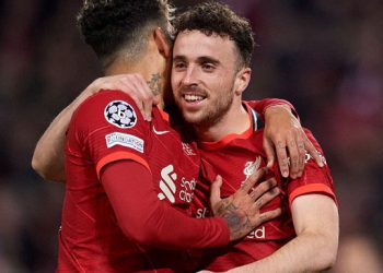 El Ajax remonta en Dortmund y pasa a octavos en Champions