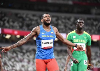 El colombiano Zambrano se confirma como estrella con la plata olímpica en los 400 metros