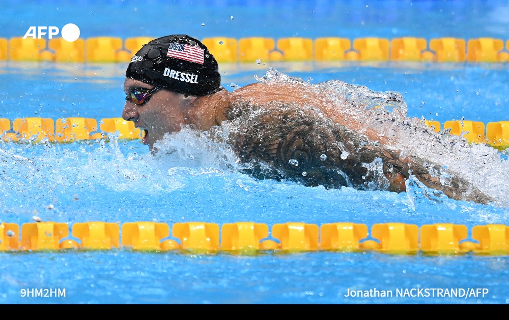 Dressel logra el oro olímpico con récord mundial en 100 m mariposa