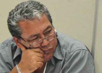 Comisión aprueba juicio de responsabilidades contra exministro Hugo Salvatierra y exprefecto Leopoldo Fernández