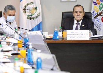 Guatemala prohíbe protestas opositoras porque ‘alborotan’ la pandemia