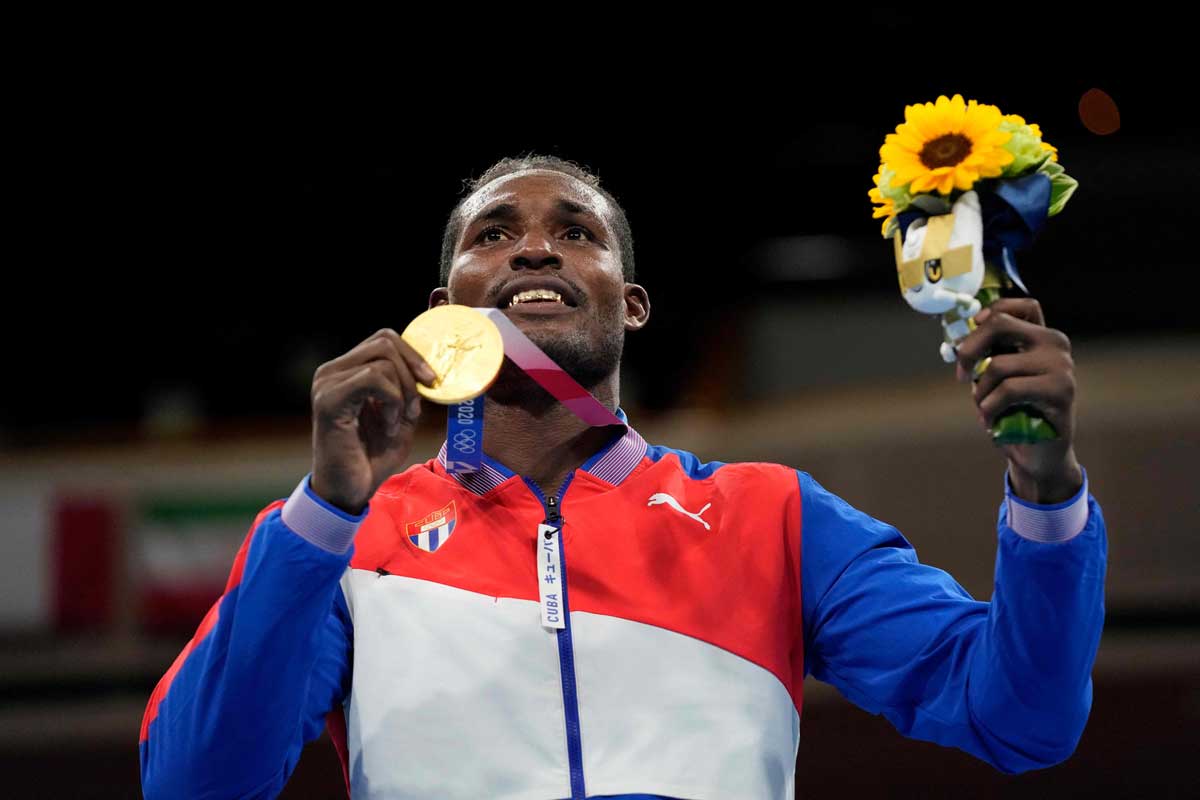 Julio la Cruz, el doble campeón de boxeo que sobrevivió a un balazo