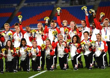 Canadá amarga a Suecia en los penales y se baña en oro en fútbol femenino