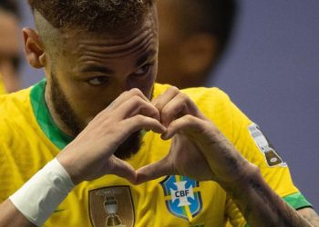 Pelé sobre Neymar: ‘Siempre quedo feliz cuando lo veo jugar fútbol’