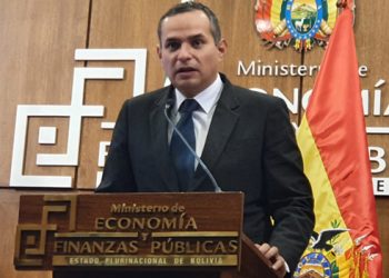 Fiscalía aprehende al exviceministro Schlink por el crédito con el FMI en el gobierno de Áñez