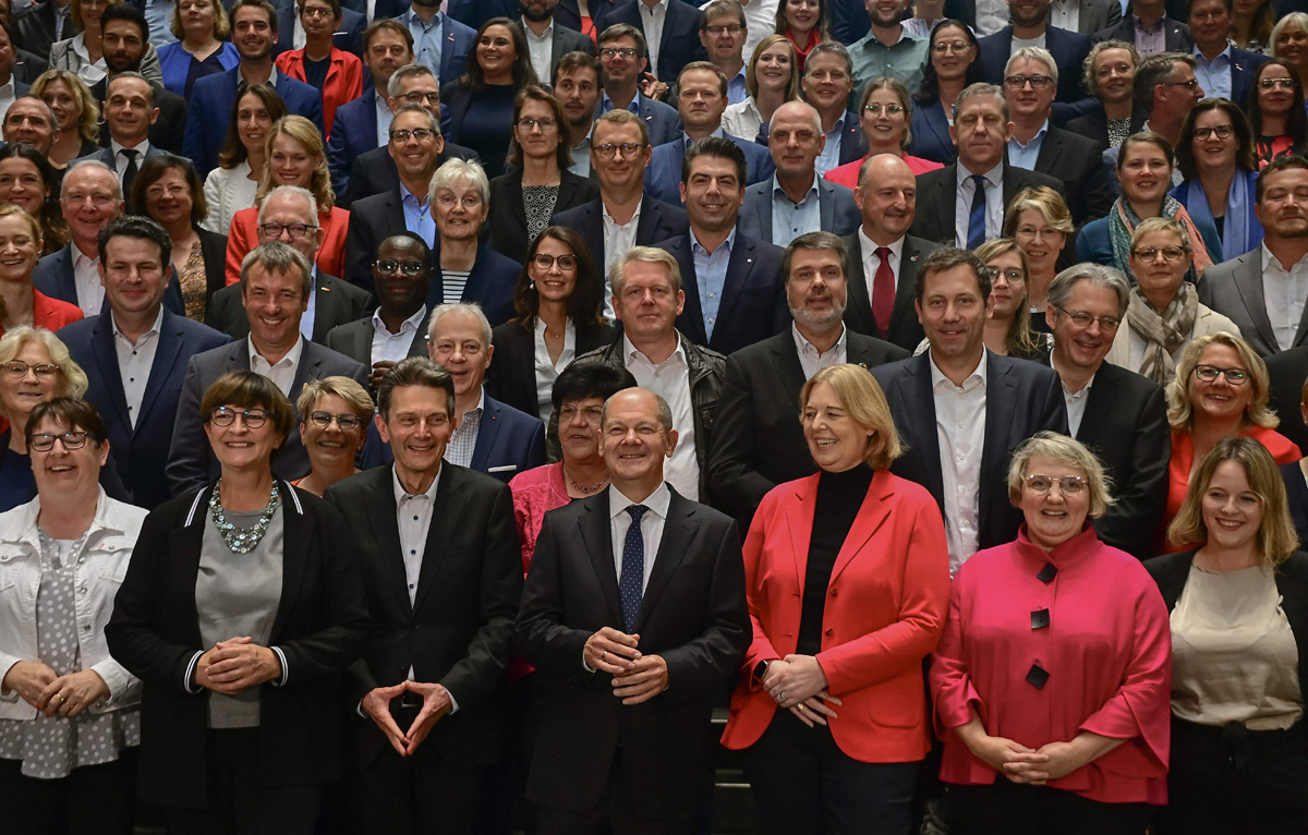 Merkel felicitó a Olaf Scholz por su victoria en elecciones alemanas