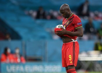 Italia elimina de la Eurocopa a la generación dorada de Bélgica