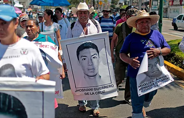 Identifican al tercero de 43 estudiantes mexicanos desaparecidos en 2014