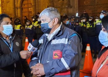 Activan operativos en La Paz para hacer cumplir restricciones contra el COVID-19