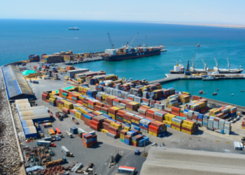 ASP-B y TPA llegan a un acuerdo y se baja en 42% tarifas para la carga boliviana en Arica