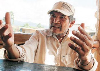 Marcial Fabricano, uno de los líderes de la Marcha Indígena, es atendido de emergencia